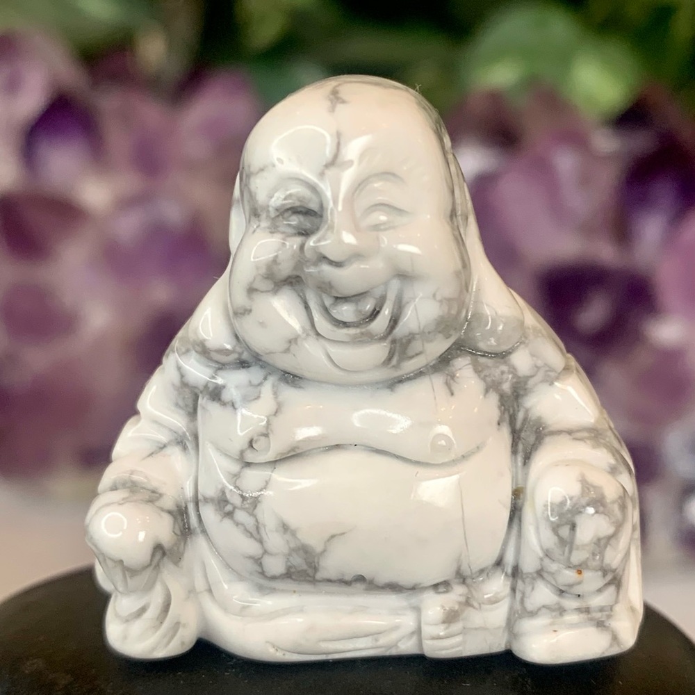White Howlite Carved Stone Buddha Figurine Crystal Healing Chakra Reiki Natural